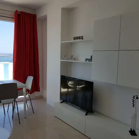 36 Triq Luigi Preziosi Apartment St. Paul's Bay Exterior photo